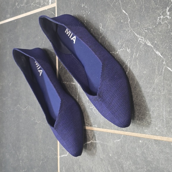 Mia Womens Navy Izzy Flannel Flyknit Flat Slip On Casual Size US 6 M EU 36.5 - Picture 4 of 8